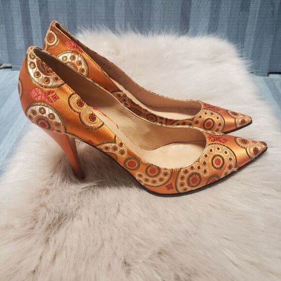 Casadei Women's Pointed-toe DressShoe - Picture 1 of 8